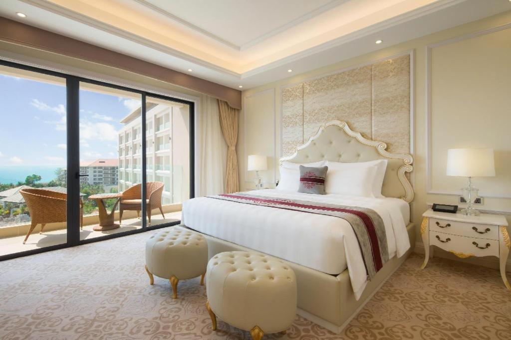 Vinoasis Phu Quoc Hotel Bien Hoa Kültér fotó