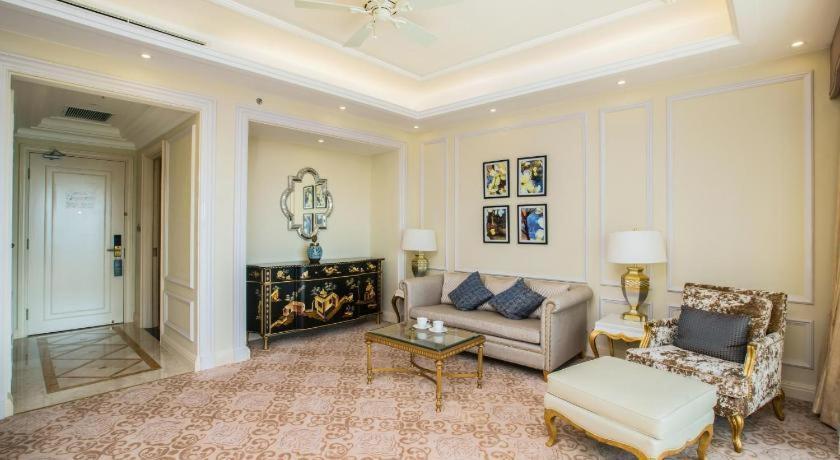 Vinoasis Phu Quoc Hotel Bien Hoa Kültér fotó